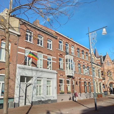 Stadswoning Рурмонд Екстериор снимка